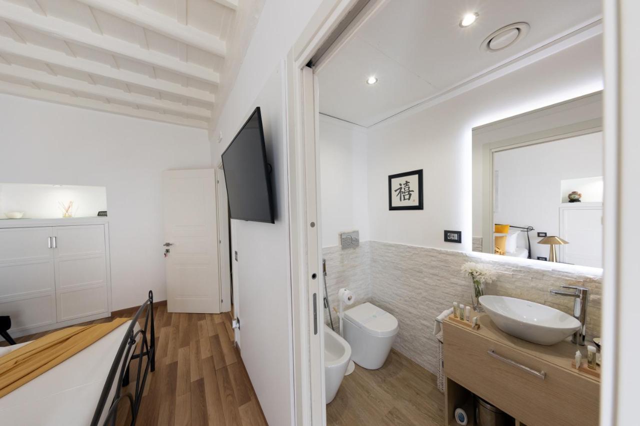 Barcaccia Luxury Suites Rome Exterior photo