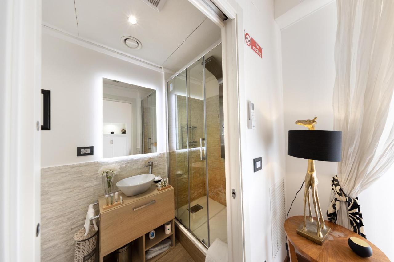 Barcaccia Luxury Suites Rome Exterior photo