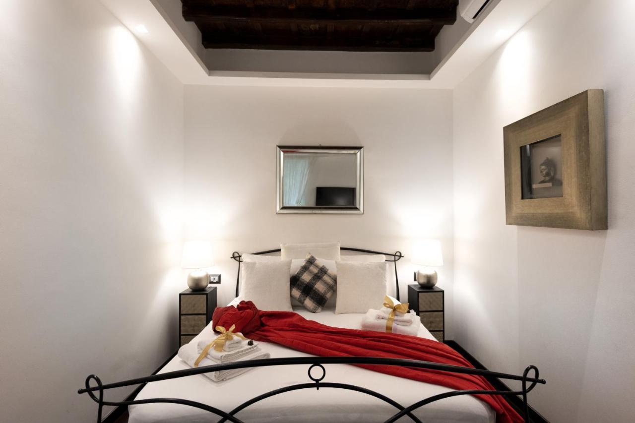 Barcaccia Luxury Suites Rome Exterior photo