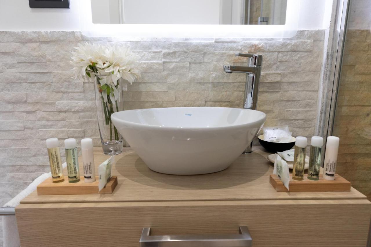 Barcaccia Luxury Suites Rome Exterior photo