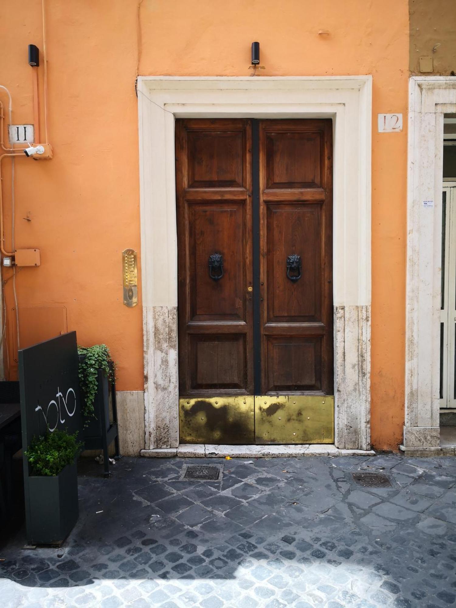 Barcaccia Luxury Suites Rome Exterior photo