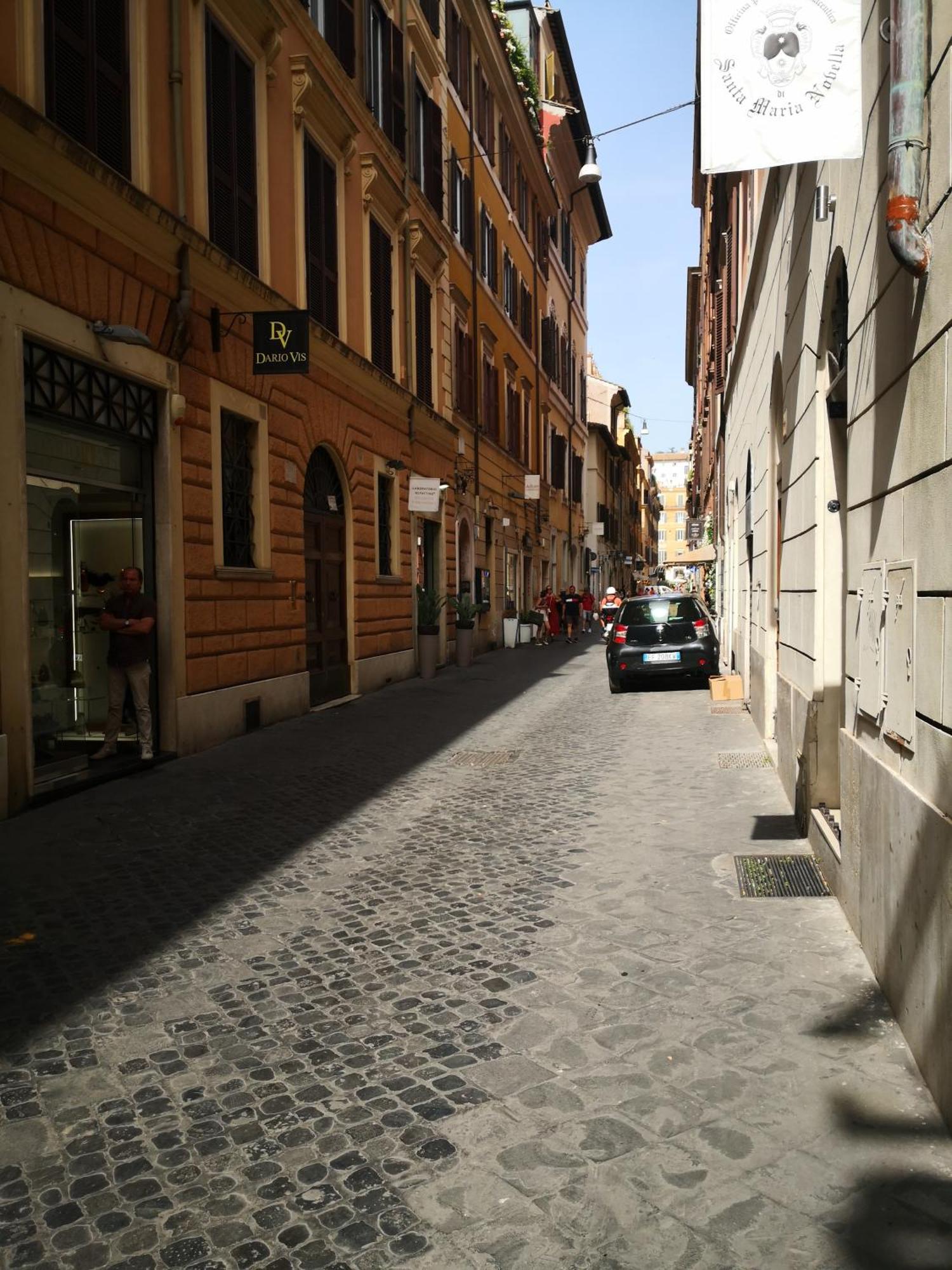 Barcaccia Luxury Suites Rome Exterior photo